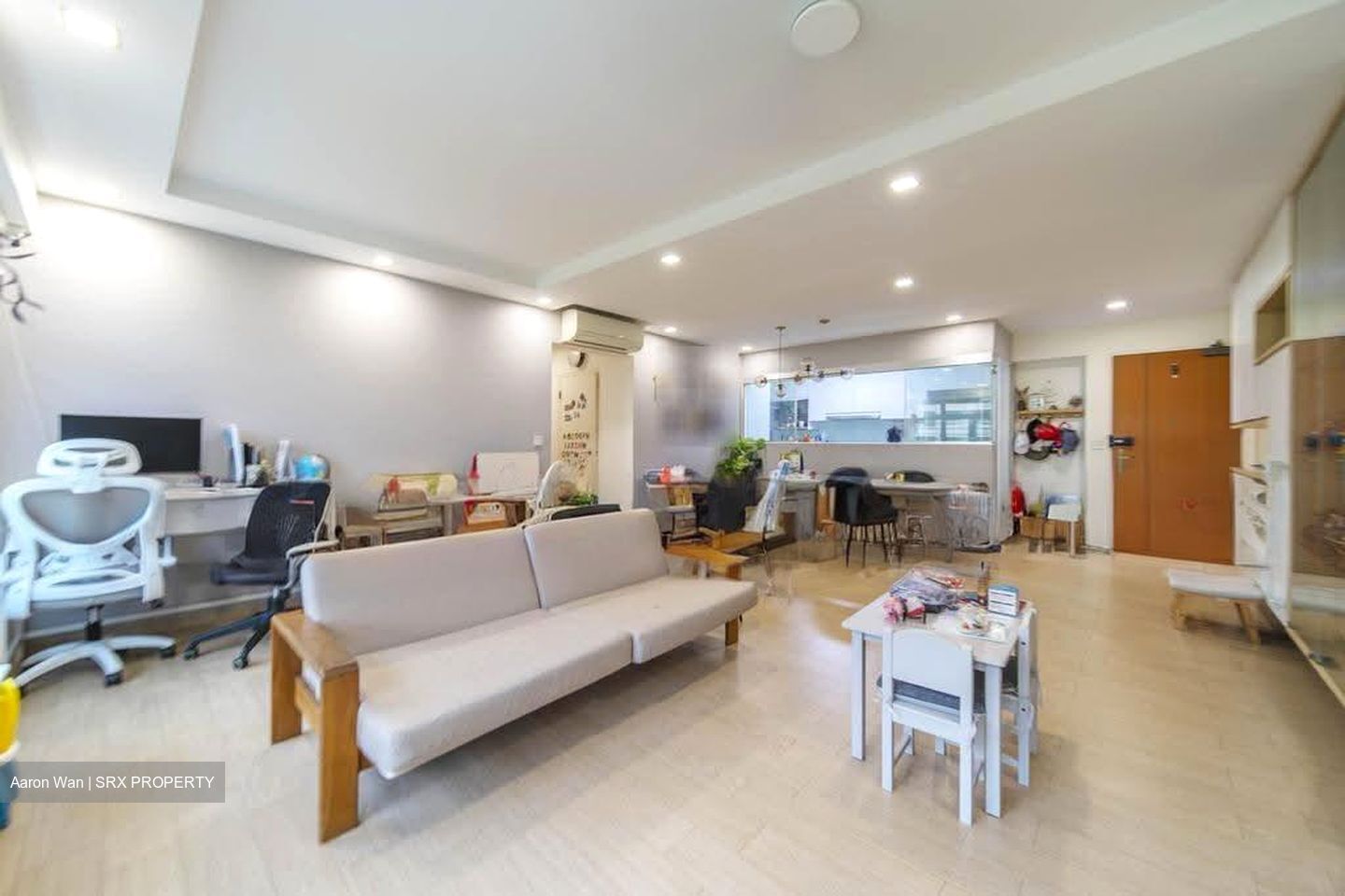 Blk 426D Floral Spring @ Yishun (Yishun), HDB 5 Rooms #626504601